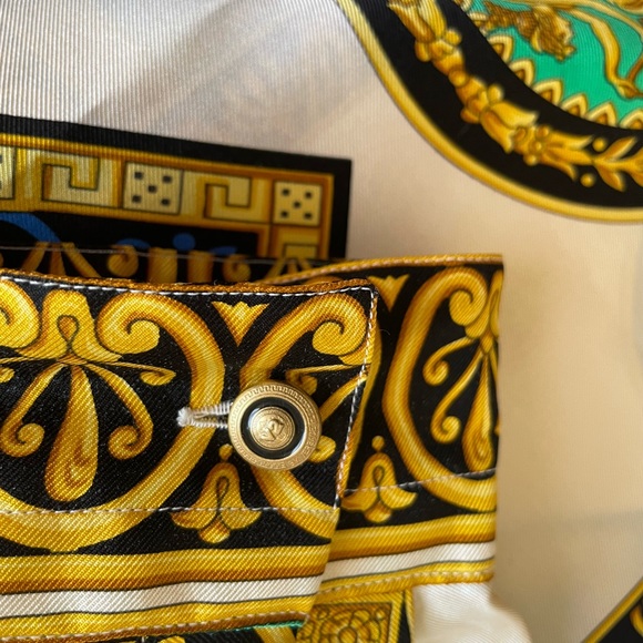 Versace Silk Button up - Picture 7 of 9